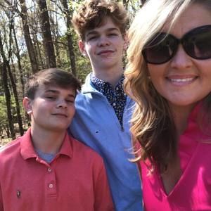 Meet your Posher, Laura